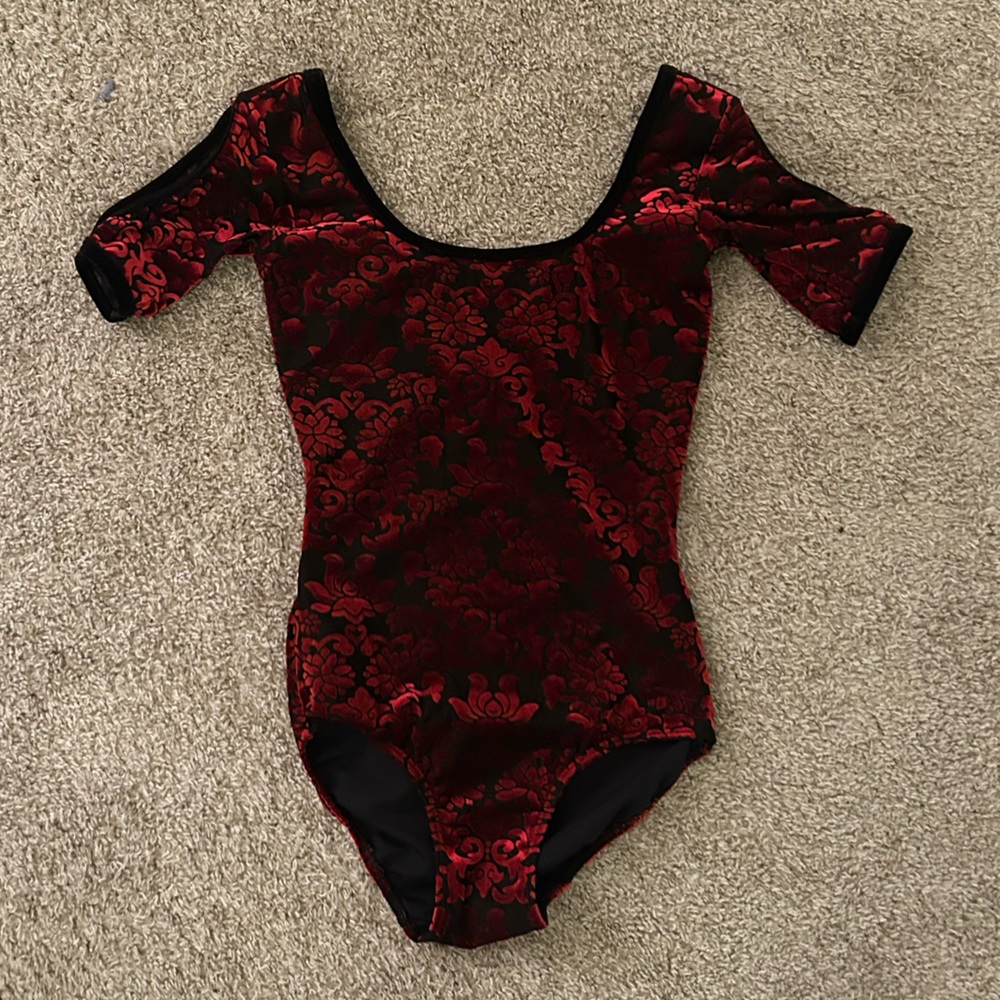 M Velvet Short Sleeve Elevè Dancewear Leotard